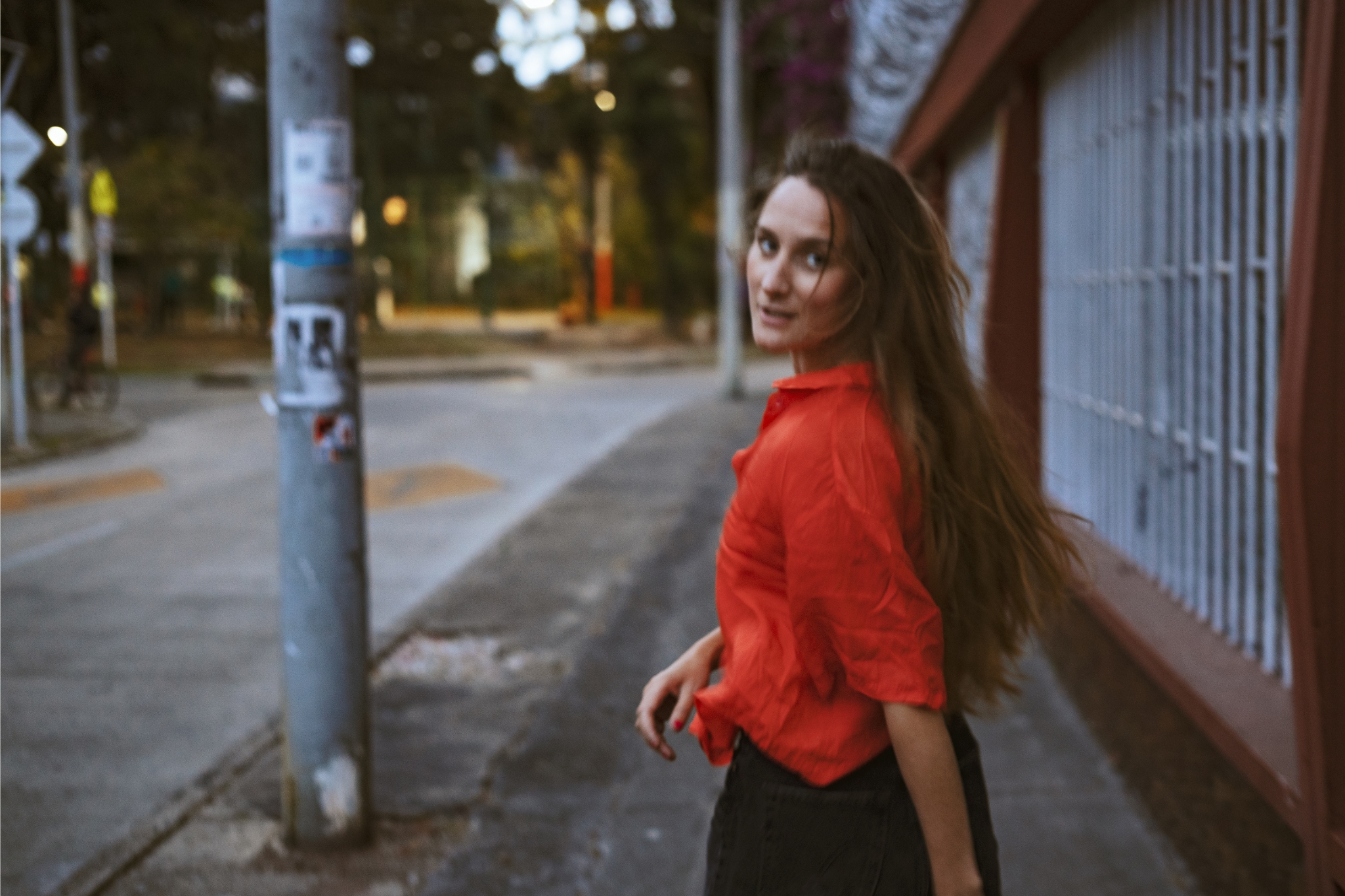 AudioMaze announces NEW SINGLE RELEASE BY HOLLY HOLDEN 'TE VI VOLAR' (I SAW YOU FLY)